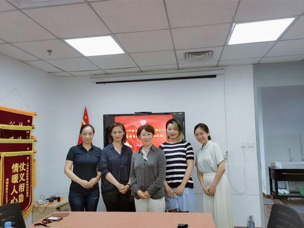 窗出名门·家又获大奖啦！